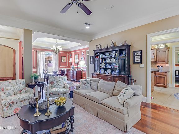 2nd image of 11491 Briarstone Pl