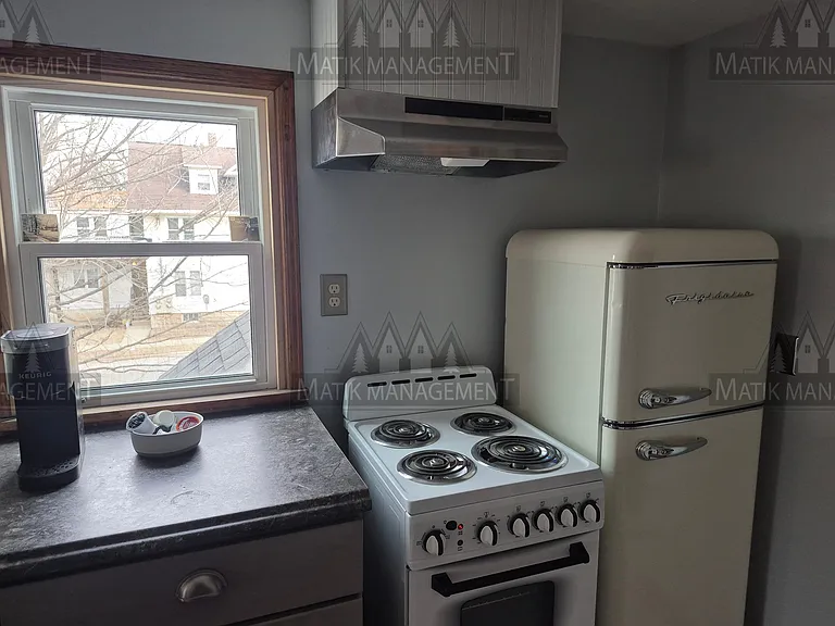 1005 4th Ave NW #1/2 — Photo 5