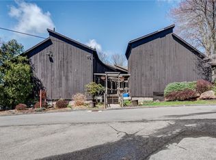 14 Country Squire Dr UNIT B, Cromwell, CT 06416