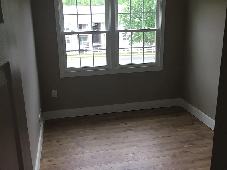 2818 Beechtree Ln — Photo 10