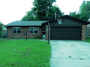 6110 W 42nd Pl, Tulsa, OK 74107