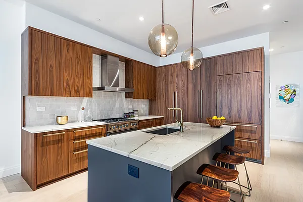 Rented by Compass | media 34