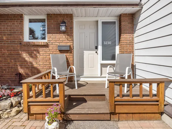 3230 Southgate Rd #5, Ottawa, ON K1V 8W2