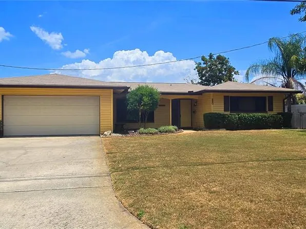 330 Teresa Dr, Largo, FL 33770