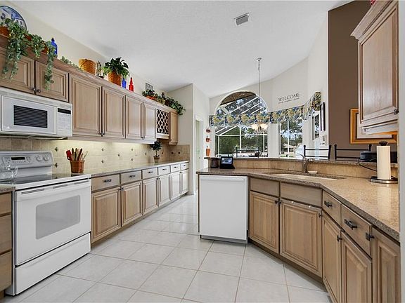 2nd image of 1471 Lake Francis Dr