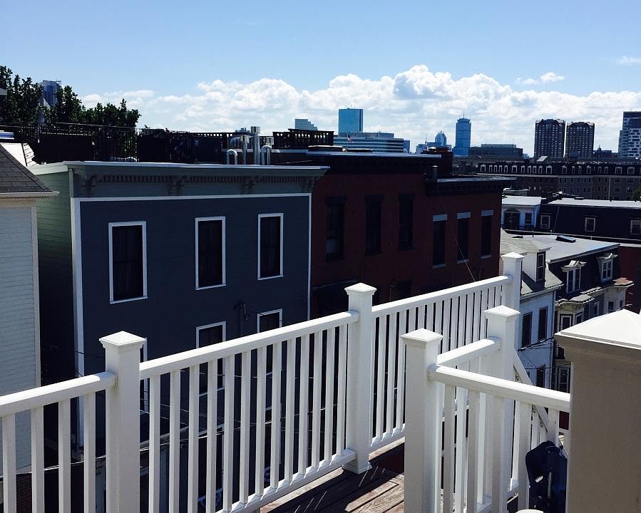 Back deck with city views!