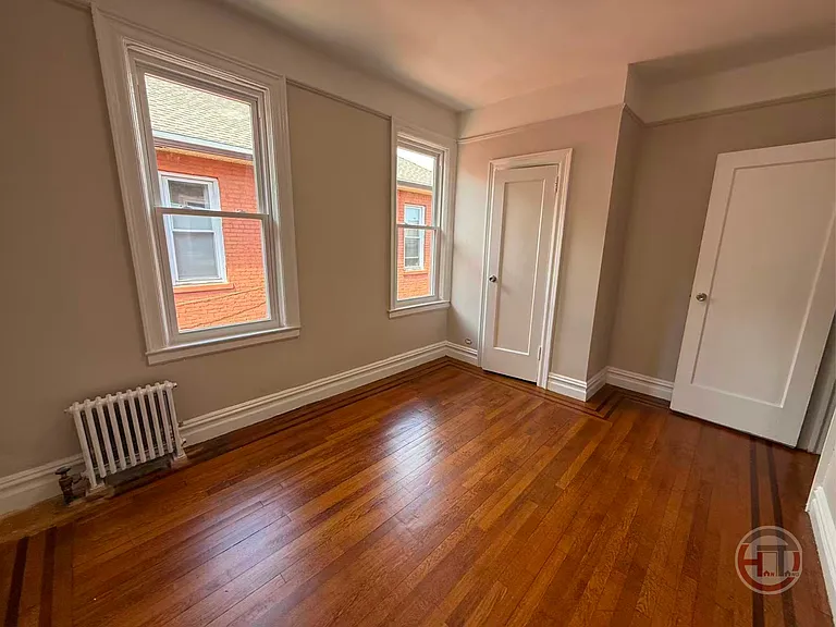1512 Gillespie Ave #2R — Photo 8