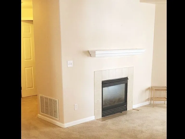 7125 Ash Creek Hts #103 — Photo 10