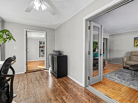 4th image of 1250 Randolph Ave