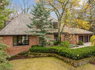 6601 Iroquois Trl, Edina, MN 55439