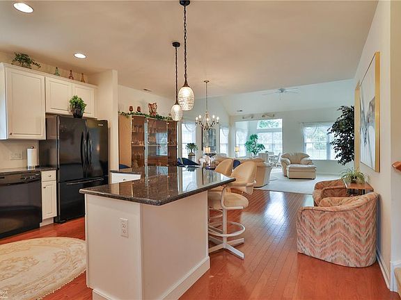 2nd image of 6543 Betsy Ross Cir