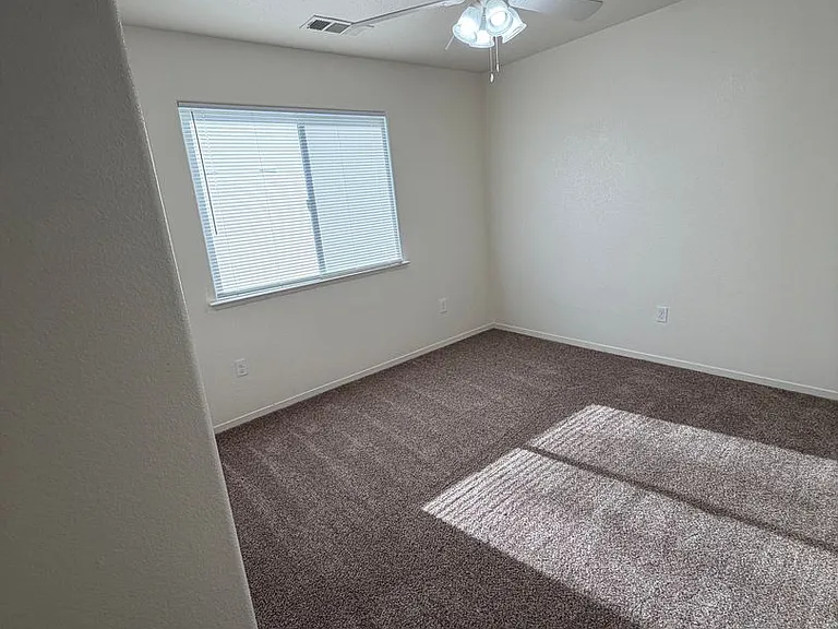 1501 Arnold Ct — Photo 18