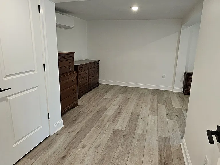 21 Hudson St #1 — Photo 6