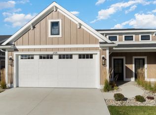 204 Iron Leaf Ct, Midland, MI