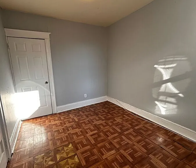 29 Ravine Ave #1 — Photo 4