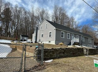 17 Paris Ave, Worcester, MA 01603