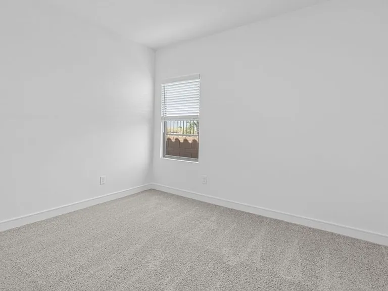 7659 W Park — Photo 20