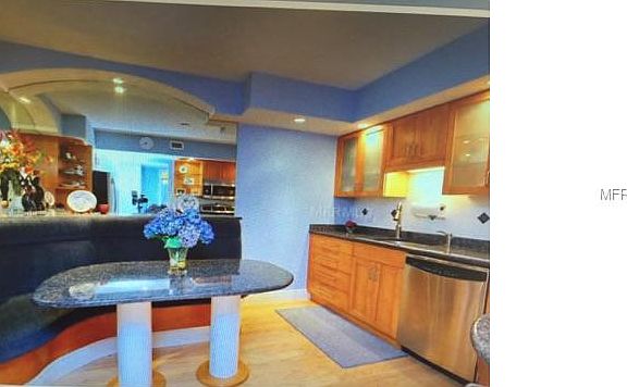 5th image of 1700 Benjamin Franklin Dr APT 10C