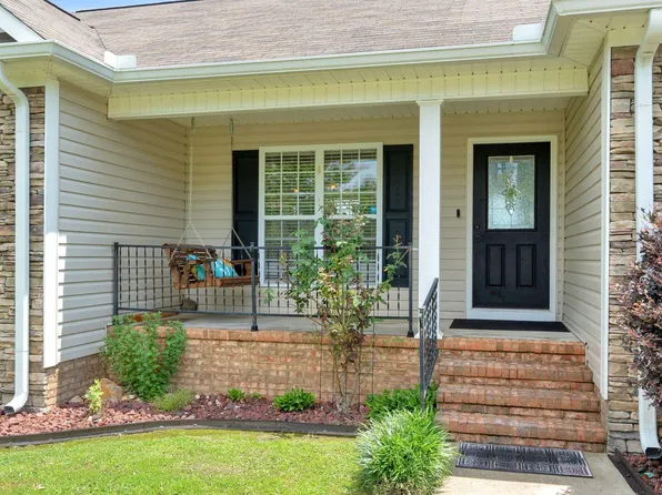 1872 Anthony Dr, Southside, AL 35907