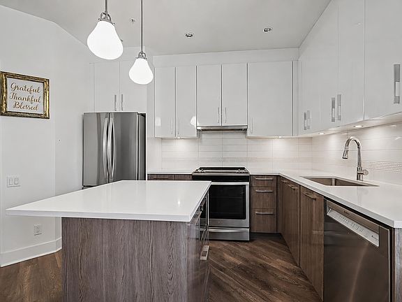 4th image of 20829 77a Ave #301