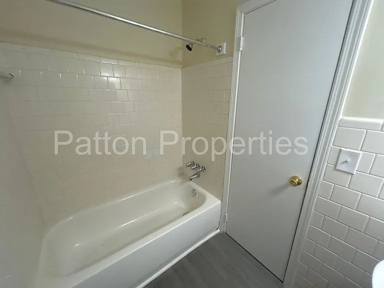 3100 Oweada Dr — Photo 9