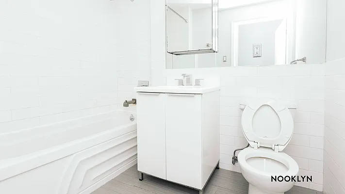 Rented by Nooklyn NYC LLC | media 34