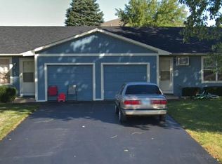 712 Oakton Rd, Montgomery, IL 60538