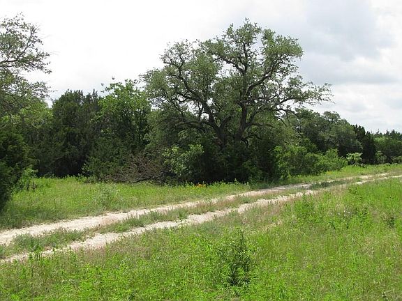 3rd image of 13 County Road 3900