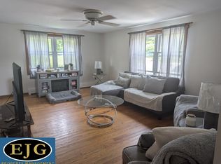 43 Chester Rd, Derry, NH 03038