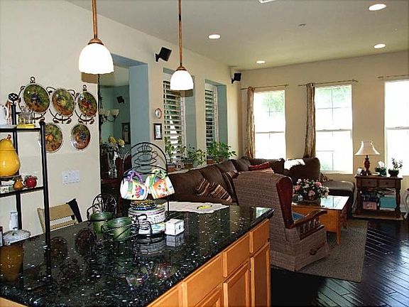 4th image of 2905 Rocky Mountain Dr