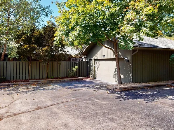 504-9 Concord Downs Cir, Aurora, OH 44202