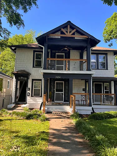 324 5th St NE Photo 1