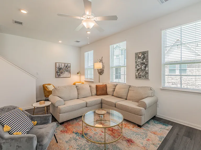 7535 Millingston Rd — Photo 14