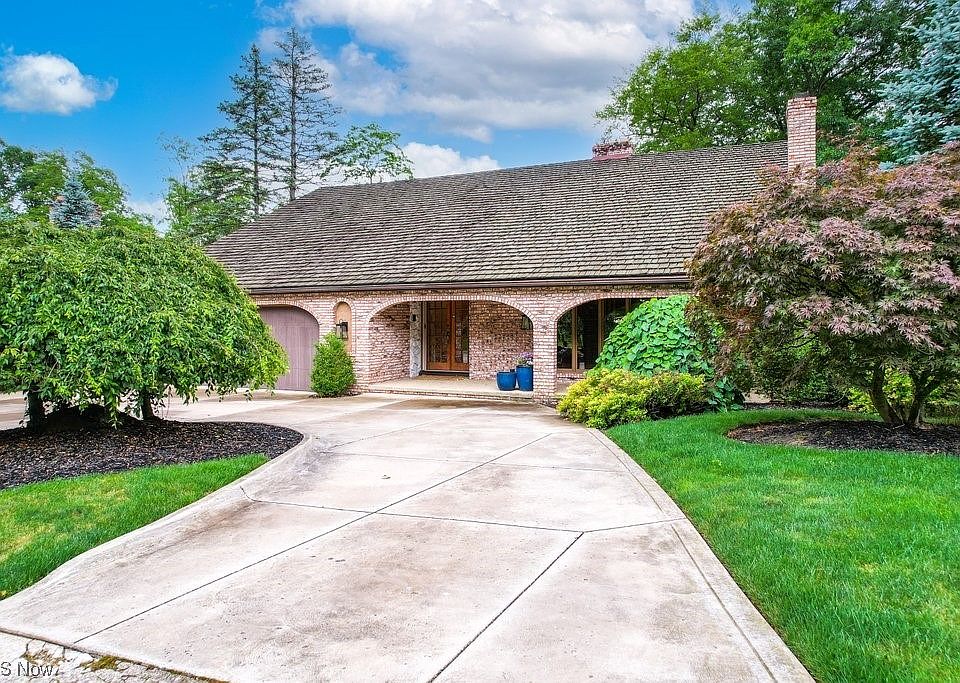 1st image of 7152 Ashlawn Dr