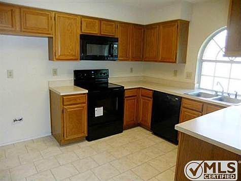 3rd image of 1904 Wood Meadow Dr