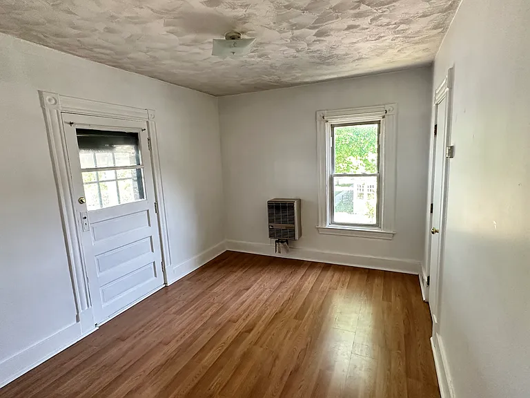 18 Ward St — Photo 14
