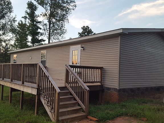3rd image of 498 Tall Pines Ln