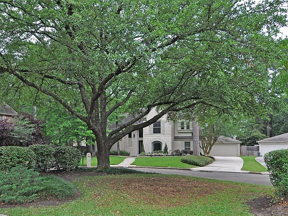2nd image of 3907 Misty Gardens Ct