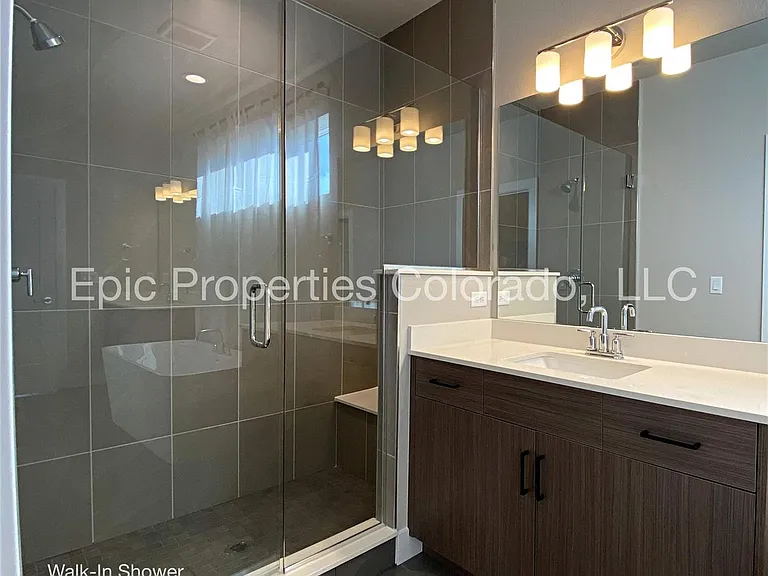 6012 N Netherland Ct — Photo 34