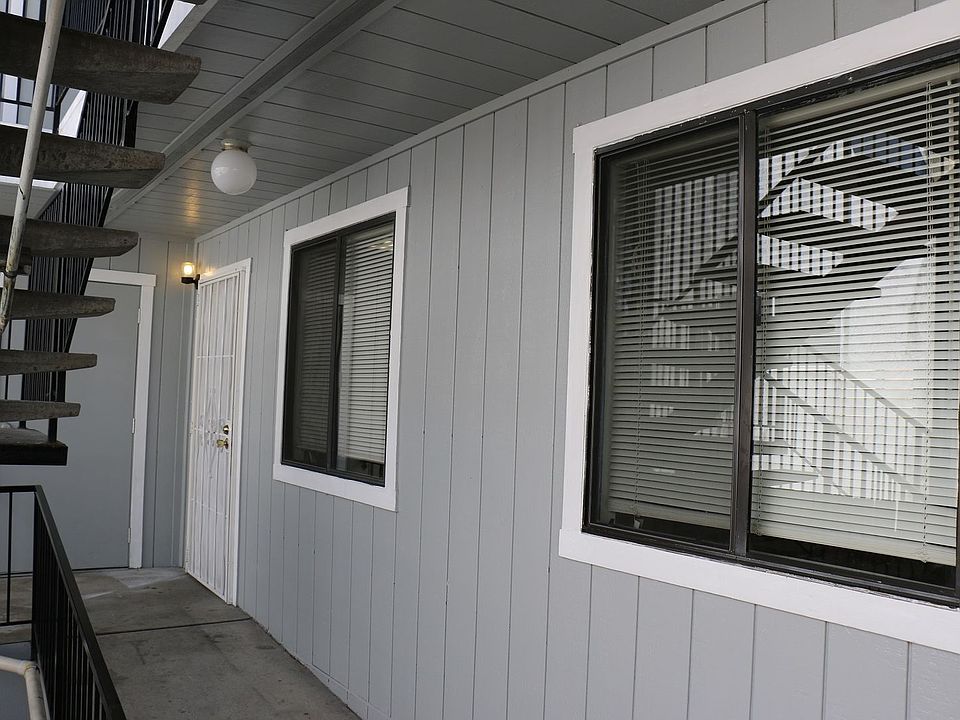 1st image of 3802 39th Ave APT 1