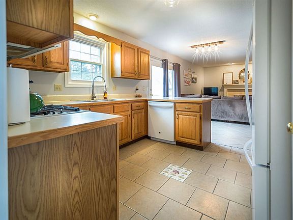 4th image of 9322 Indian Reserve Trl