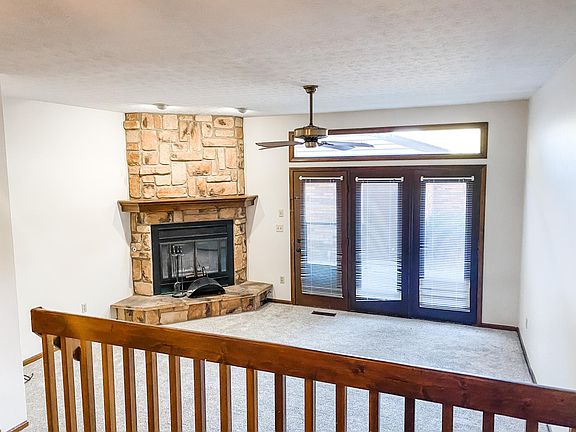 4th image of 1209 Stephenson Dr #C