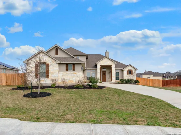 13011 Hunters Trace, St Hedwig, TX 78152