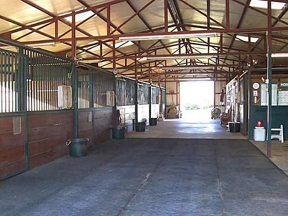 4th image of 4243 County Road 136