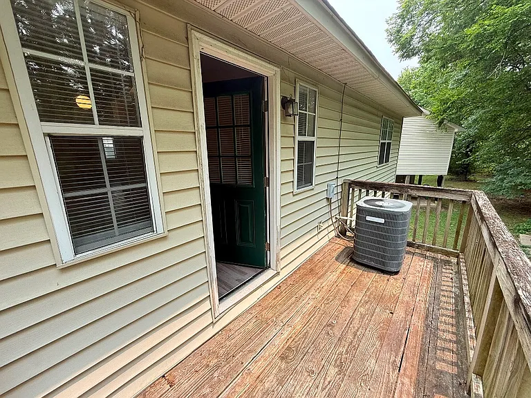 104 Benin Ct #B — Photo 37