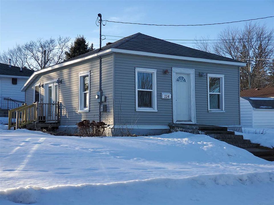 1st image of 114 S Oak St