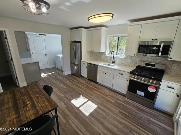 53 Cotswold Circle #5, Ocean Twp, NJ 07712