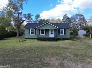 209 N Railroad Ave, Twin City, GA 30471