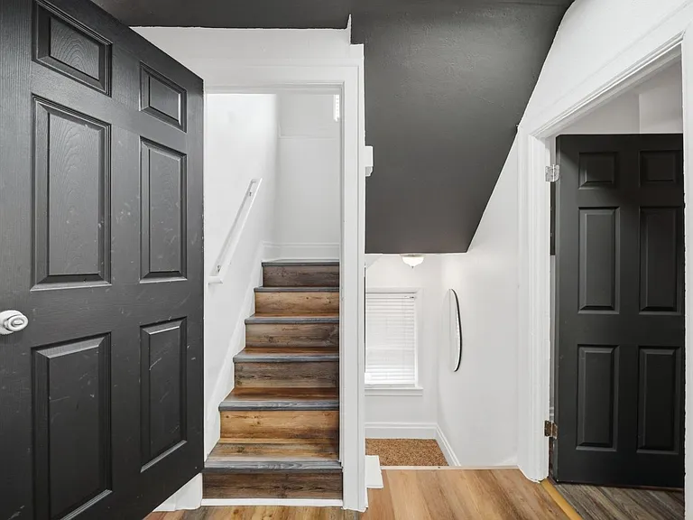 697 Orchard Ave #1 — Photo 14