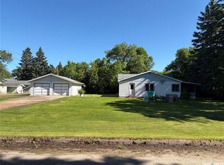 305 1st St NW, Wadena, SK S0A4J0